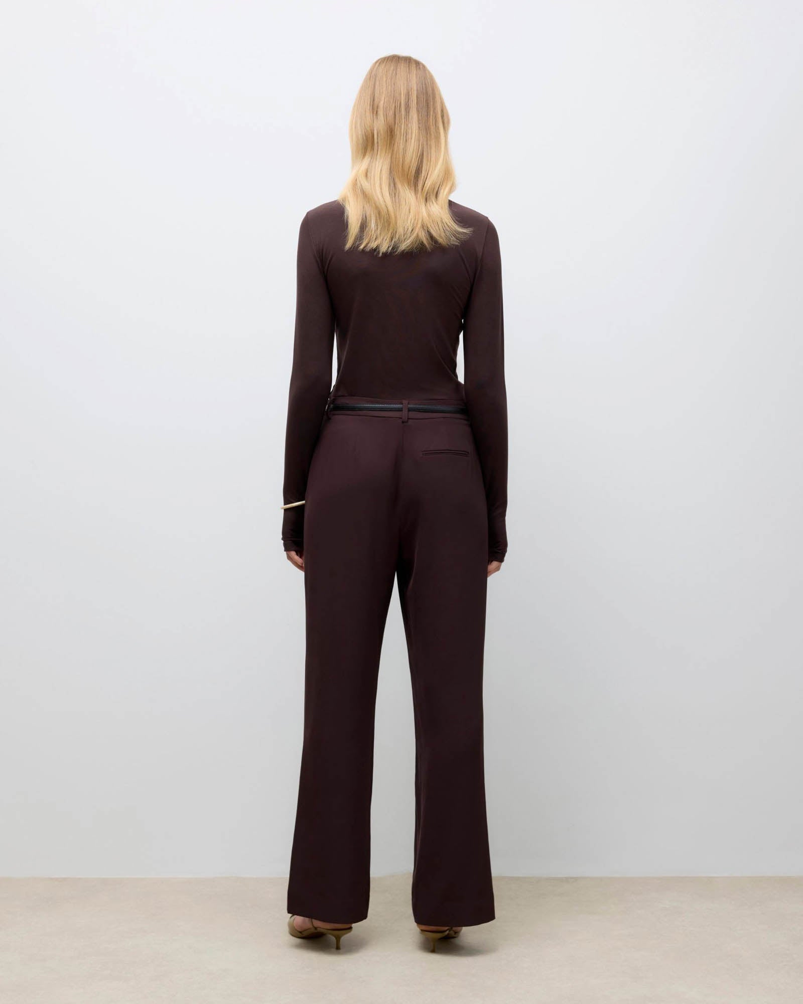 AWUPAMA HIGH-WAIST PANTS